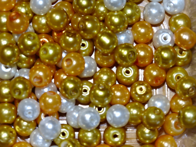 'Golden Wedding' 8mm glass pearl mix beads