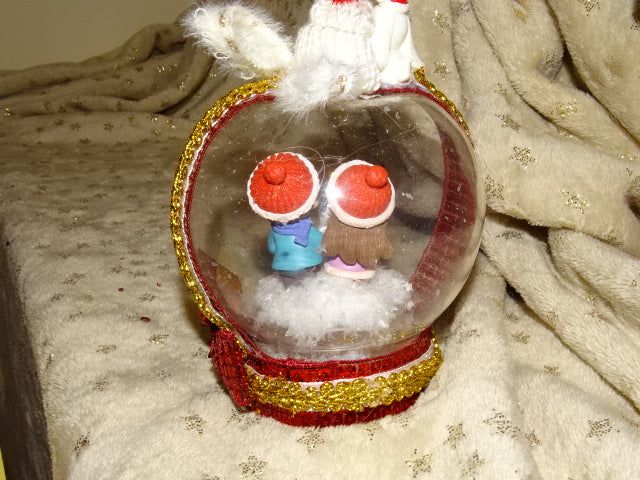 Handmade Cute Little Boy and Girl Christmas Diorama in Glass Jar/Dome